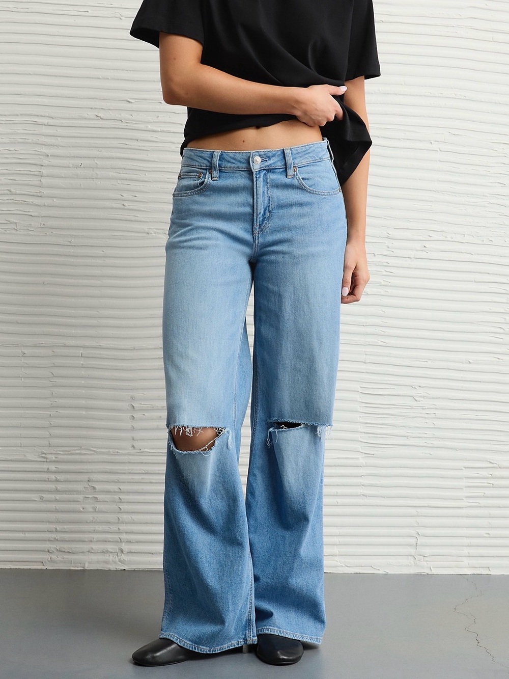 American Eagle Dreamy Drape Low Rise Baggy Wide Leg Jeans 2 Regular